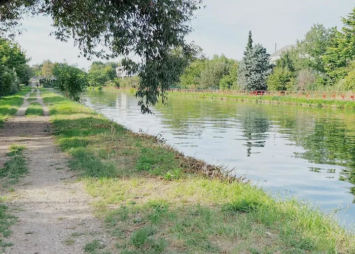 Le Confidentiel - Prestigieux Au Calme Du Canal *